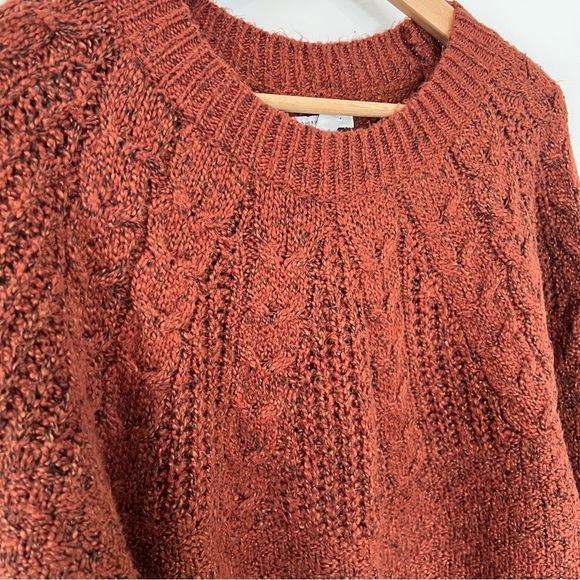 American Eagle Outfitters Rust Cable Knit Sweater - Picture 4 of 9